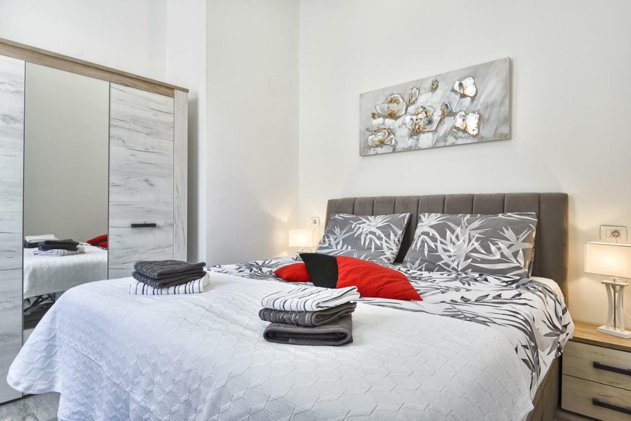 Apartment 20M From Arena Pula Exterior foto